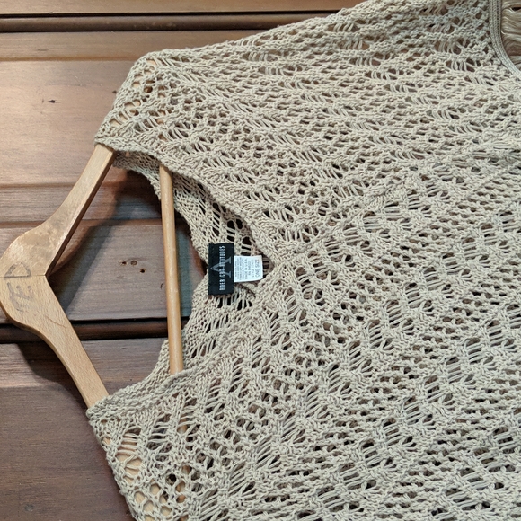 Vintage Knit Poncho - Picture 3 of 5